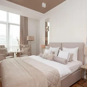 Aparthotel Avanti